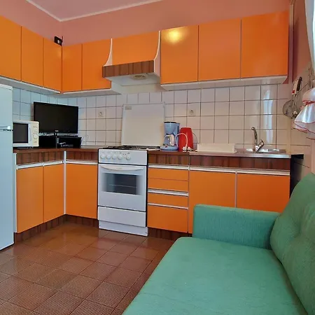 加斯卡安尼卡公寓 *